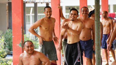 Penuh Semangat, WBP Lapas Besi Senam Bersama