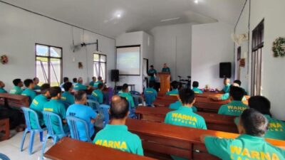 Berkomitmen Tingkatkan Dan Perkuat Keimanan, WBP Kristen Lapas Palangka Raya Ikuti Laksanakan Ibadah Minggu