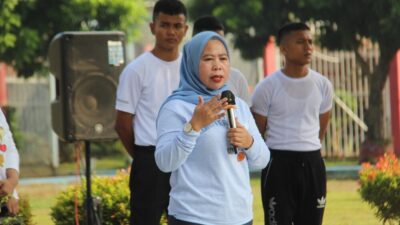 Aktif Berdiskusi Dalam Coffe Morning Pegawai Dan Warga Binaan Lapas Kelas IIA Tangerang