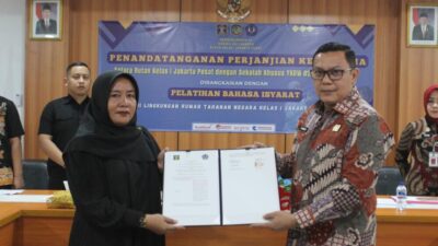 Rutan Kelas I Jakarta Pusat Meningkatkan Pelayanan Dengan Latihan Bahasa Isyarat Bagi Para Pegawai