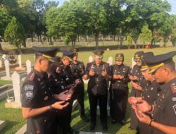 Rutan Kelas I Jakarta Pusat Laksanakan Upacara Tabur Bunga dan Ziarah di TMP Kalibata dalam Menyambut Hari Pengayoman Ke-79