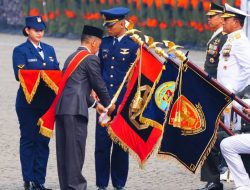 Panglima TNI Tinjau Geladi Bersih Puncak Acara HUT Ke-79 TNI Tahun 2024