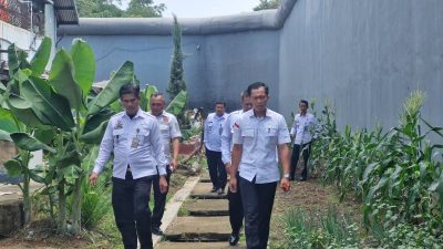 Jajaran Pejabat Manajerial Lapas Narkotika Bandung Kontrol Area Branghang untuk Deteksi Dini Gangguan Kamtib