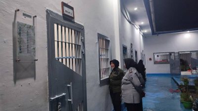 Jaga Kondusivitas, Kalapas Perempuan Kelas IIA Pontianak Pimpin Kontrol Malam Tahun Baru 2025